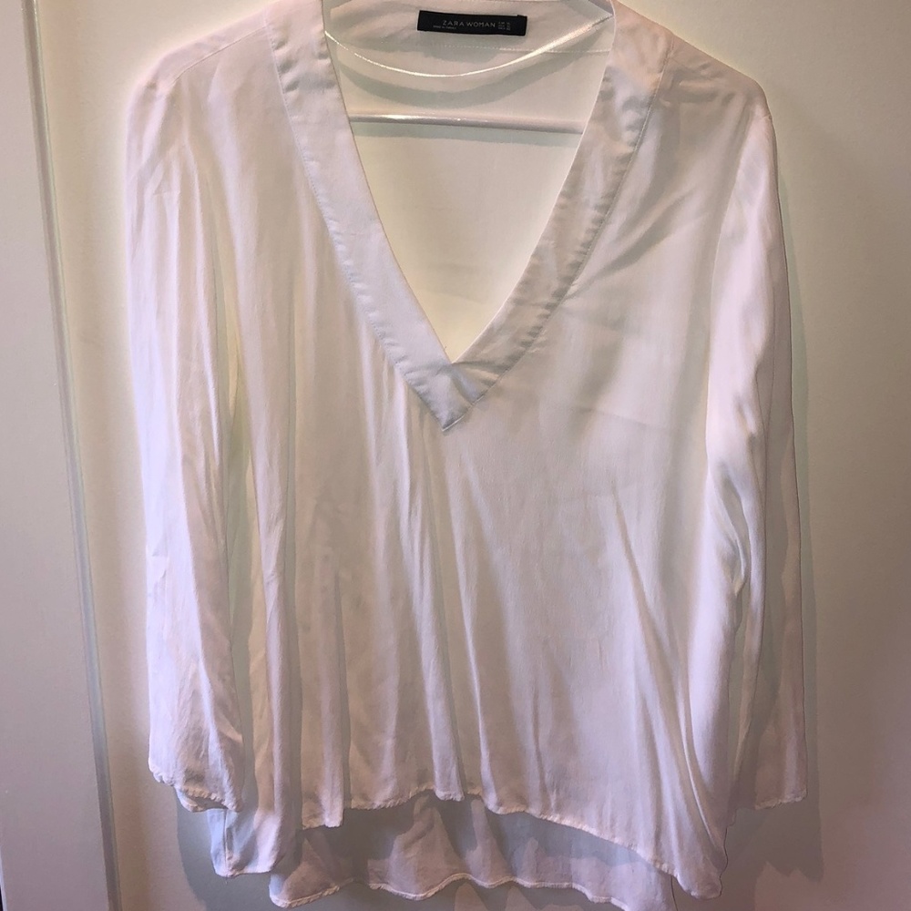 White longsleeve blouse